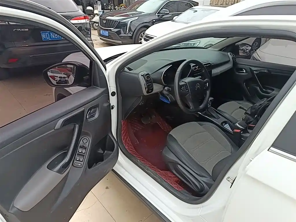 Citroen C3-XR 2023 — фото 16