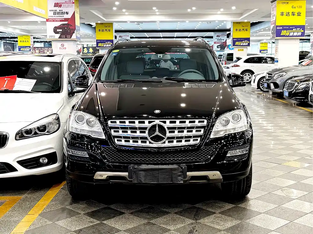 Mercedes-Benz M-Class 2011