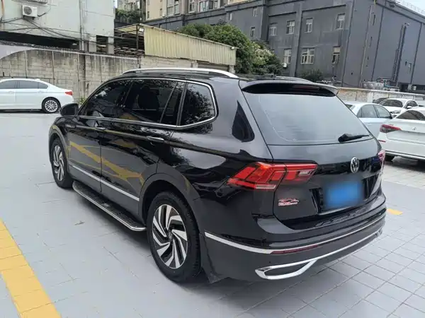Volkswagen Tiguan L 2021