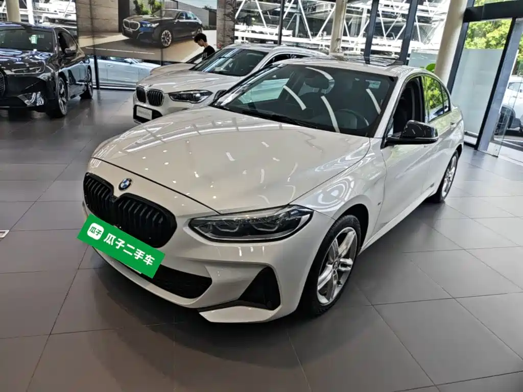 BMW 1 Series 2021