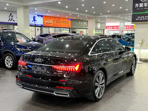 Audi A6L 2022