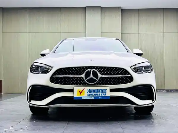 Mercedes-Benz C-Class 2022