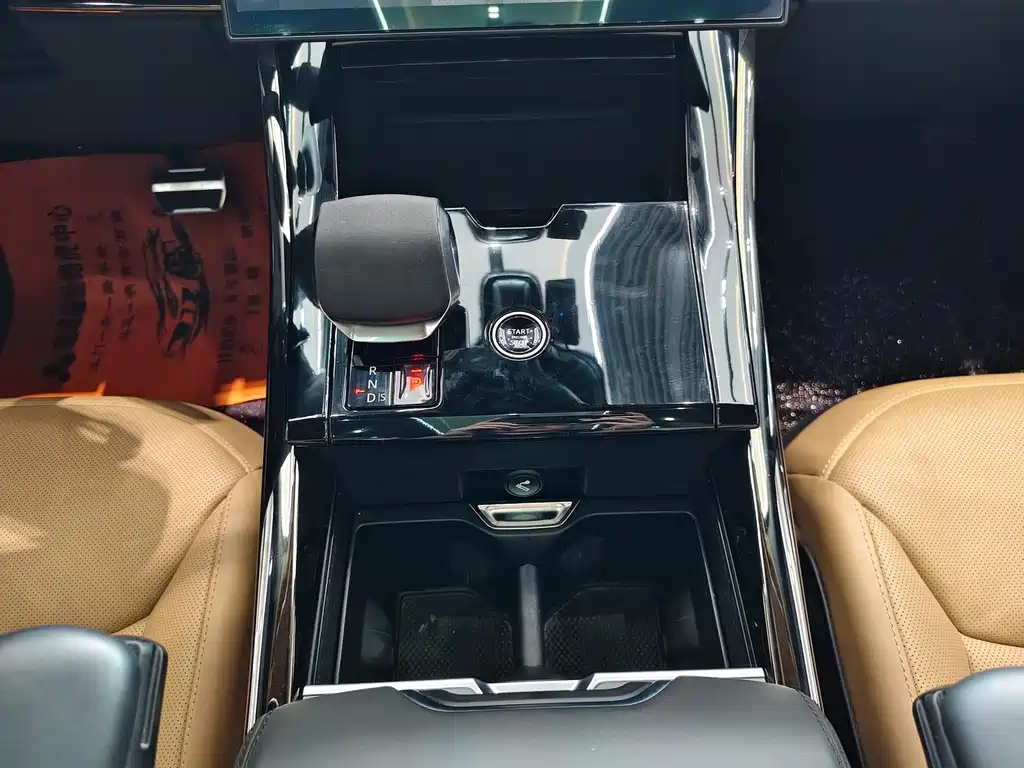 Land Rover Range Rover Sport 2025 — фото 15