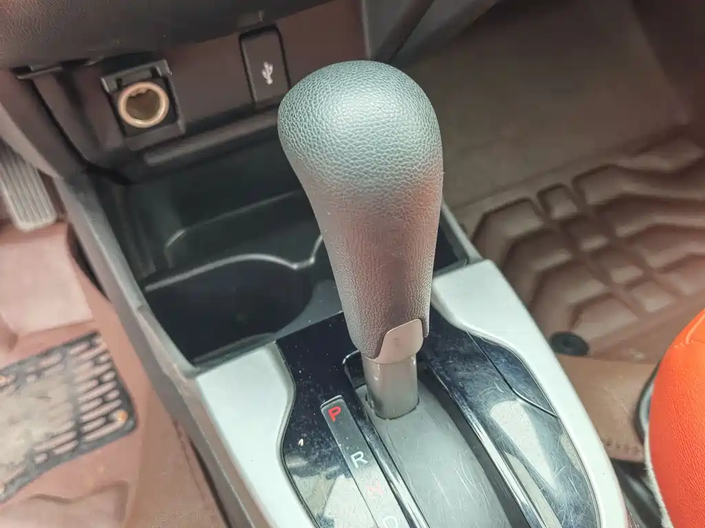 Honda Fit 2015 — фото 19