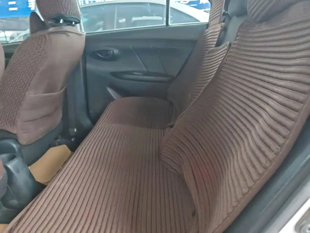Toyota Vios 2015 — фото 17