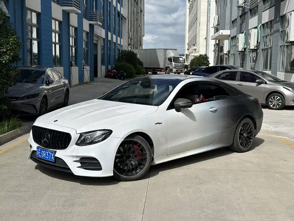 Mercedes-Benz E-Class 2017 — фото 1