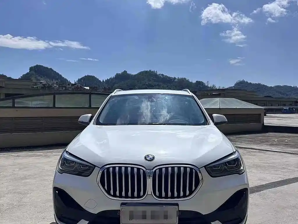 BMW X1 2021 — фото 2
