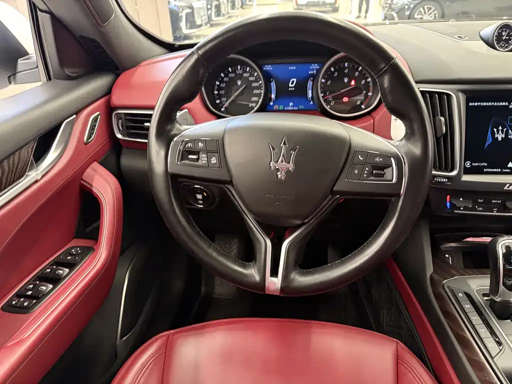 Maserati Levante 2018 — фото 8
