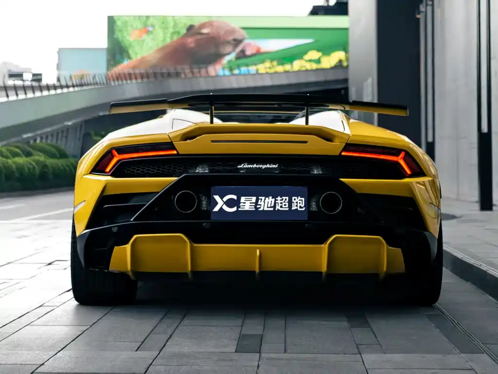 Lamborghini Huracán 2021 — фото 3
