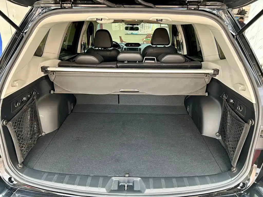 Subaru Forester 2023 — фото 25