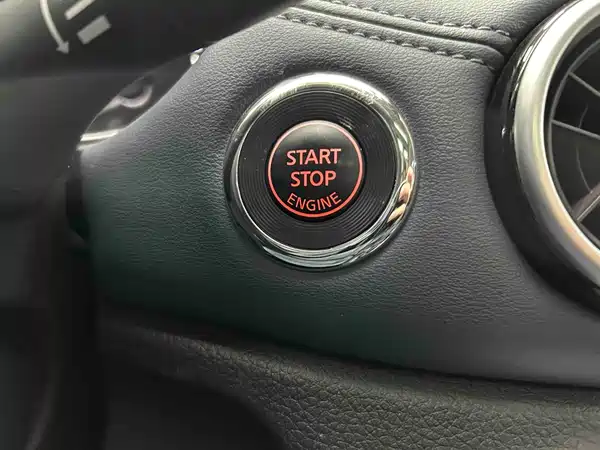Nissan X-Trail 2025