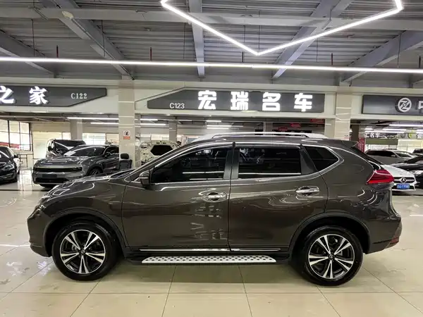 Nissan X-Trail 2018