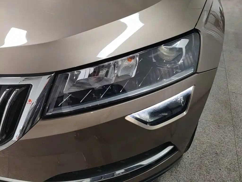 Skoda Karoq 2018 — фото 24