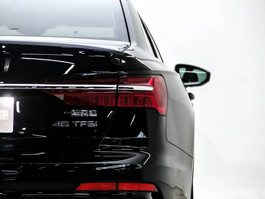 Audi A6L 2021 — фото 10