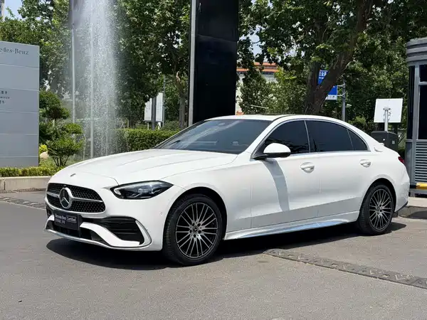 Mercedes-Benz C-Class 2023