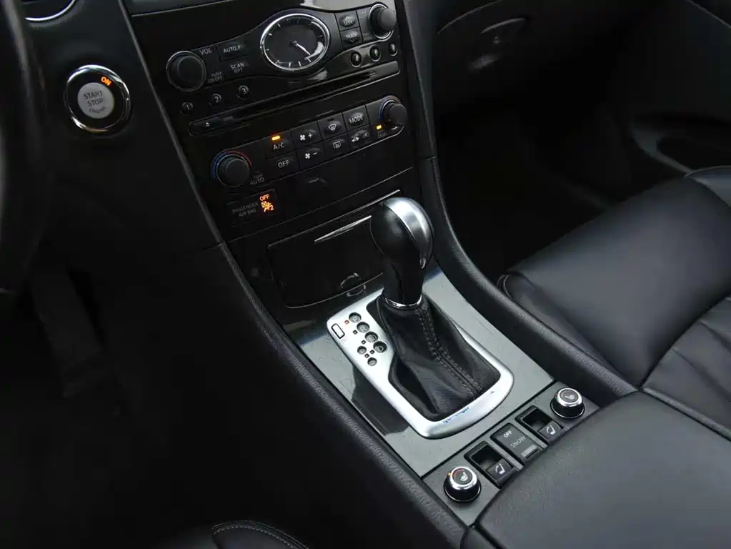 Infiniti QX50 2016 — фото 12