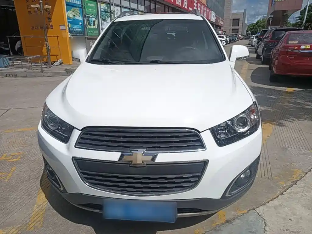 Chevrolet Captiva 2017 — фото 3
