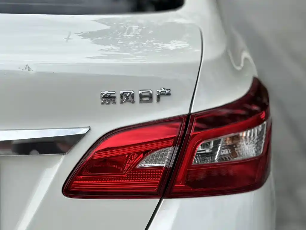 Nissan Sylphy 2023 — фото 13