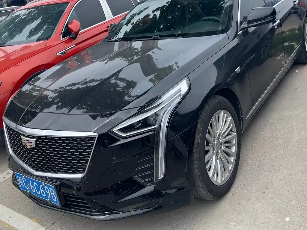 Cadillac CT6 2021 — фото 1
