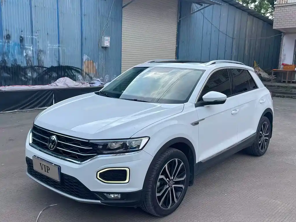 Volkswagen T-Roc 2021 — фото 1