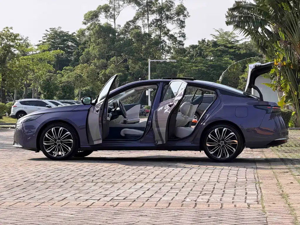 Nissan Teana 2025 — фото 26