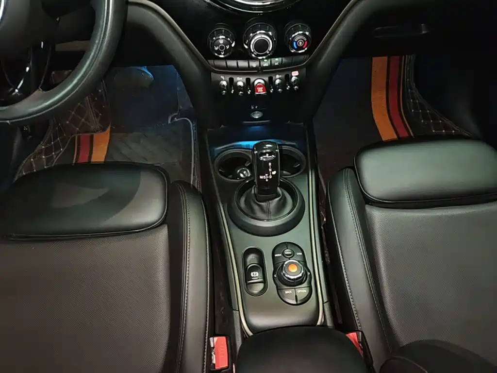 MINI Countryman 2020 — фото 14