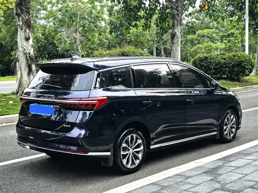 BYD MAX 2021 — фото 29