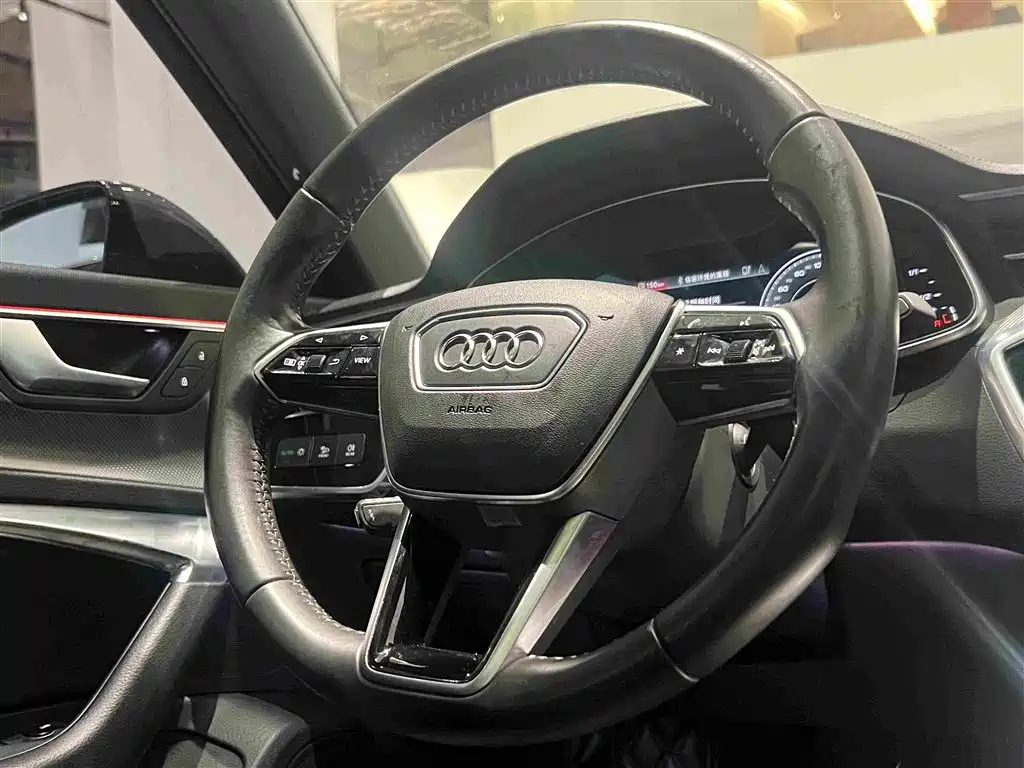 Audi A6L 2020 — фото 37