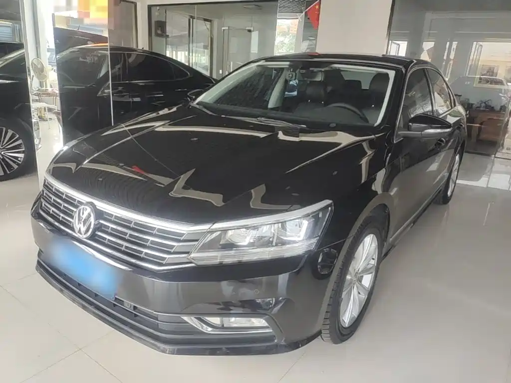 Volkswagen Passat 2017 — фото 1