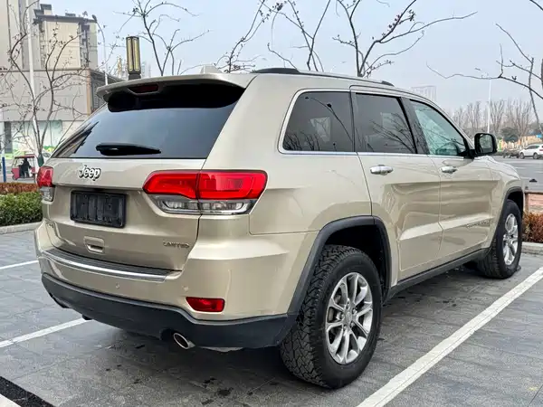 Jeep Grand Cherokee 2015