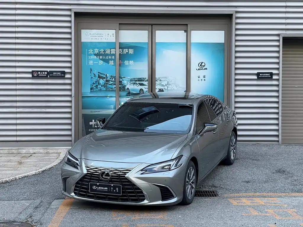 Lexus ES 2025 — фото 13