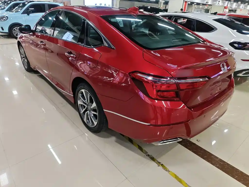 Honda Inspire 2019 — фото 23