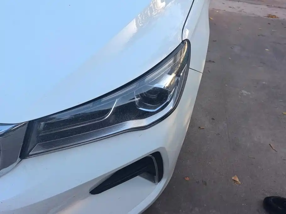 Geely Emgrand 2023