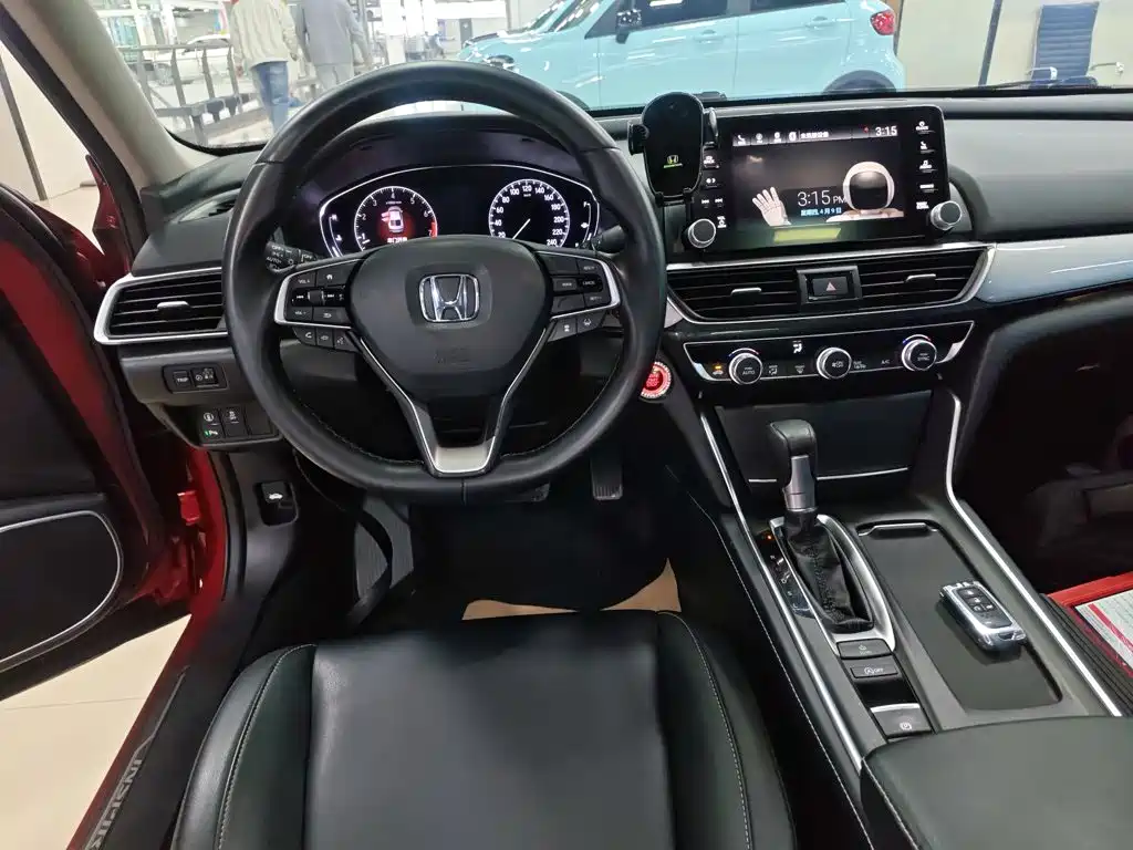 Honda Inspire 2019 — фото 9