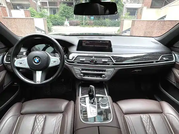 BMW 7 Series 2023