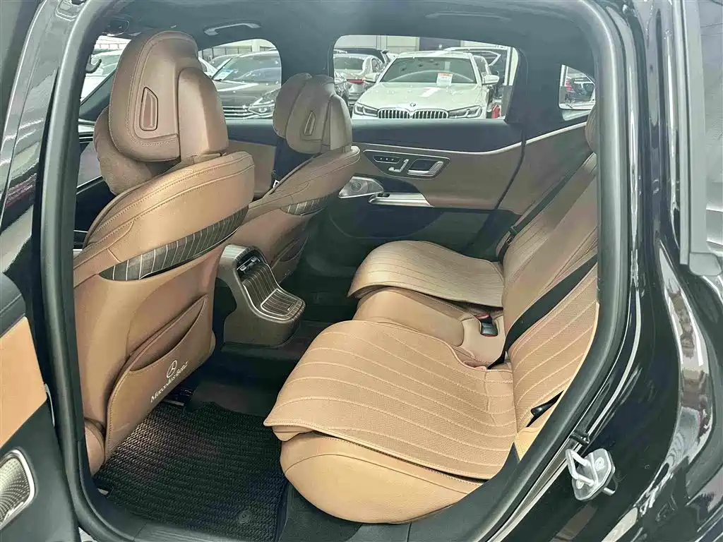 Mercedes-Benz E-Class 2026 — фото 14