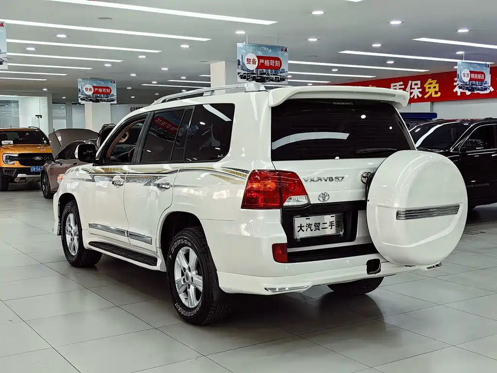 Toyota Land Cruiser 2016 — фото 5