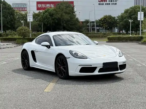 Porsche 718 2017