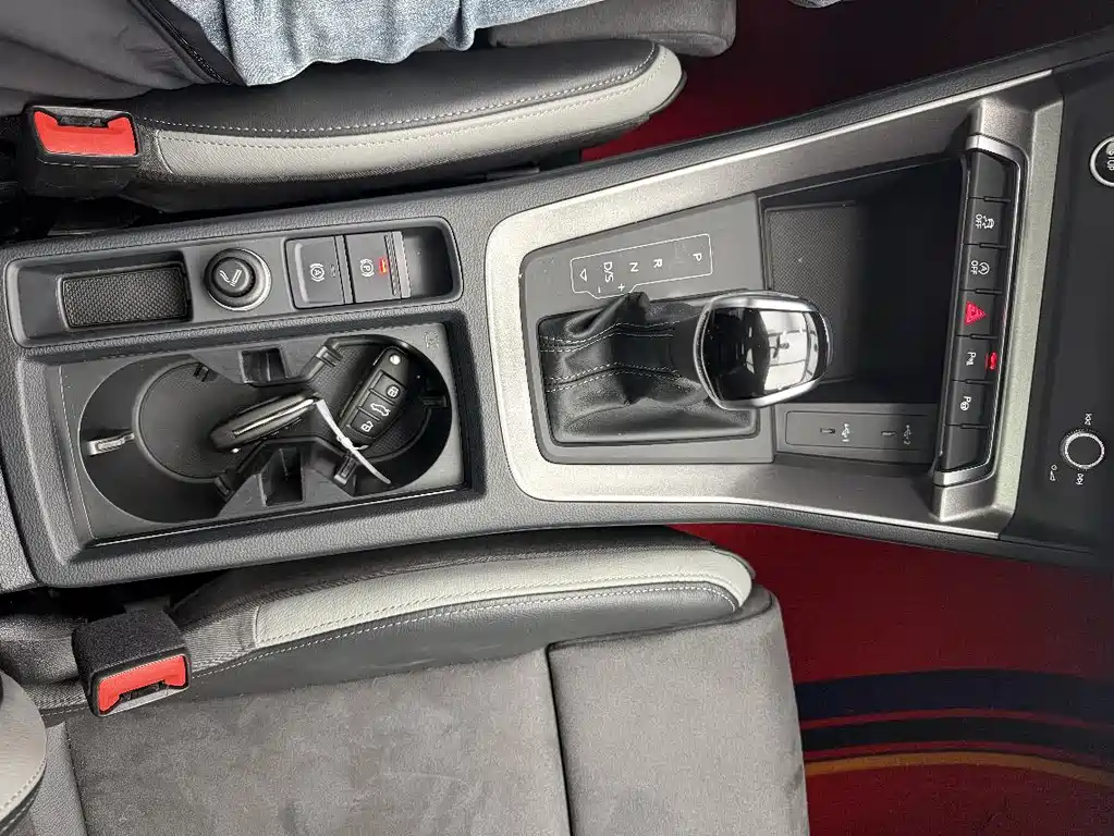 Audi Q3 2023 — фото 14