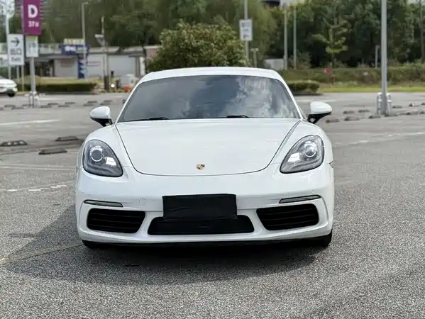 Porsche 718 2017