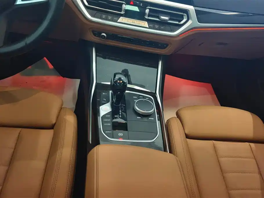 BMW 3 Series 2020 — фото 16