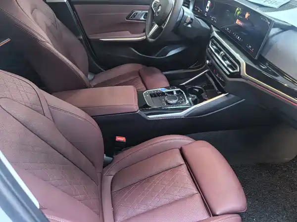 BMW i3 2024
