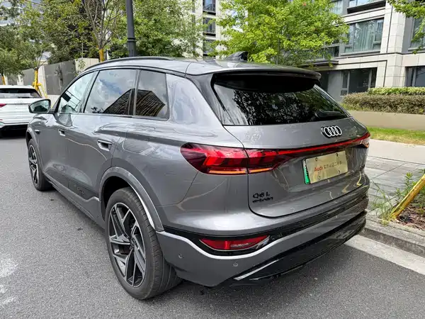 Audi Q6L E-Tron 2025