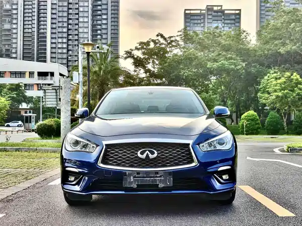 Infiniti Q50L 2020