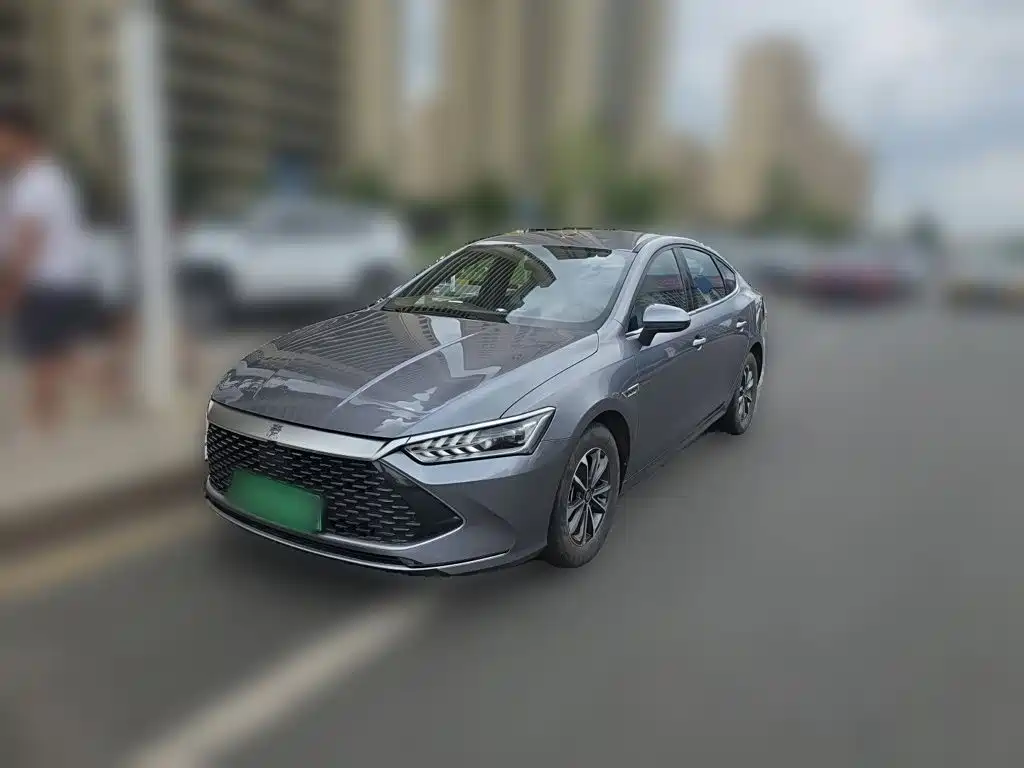 BYD Qin PLUS 2023 — фото 1