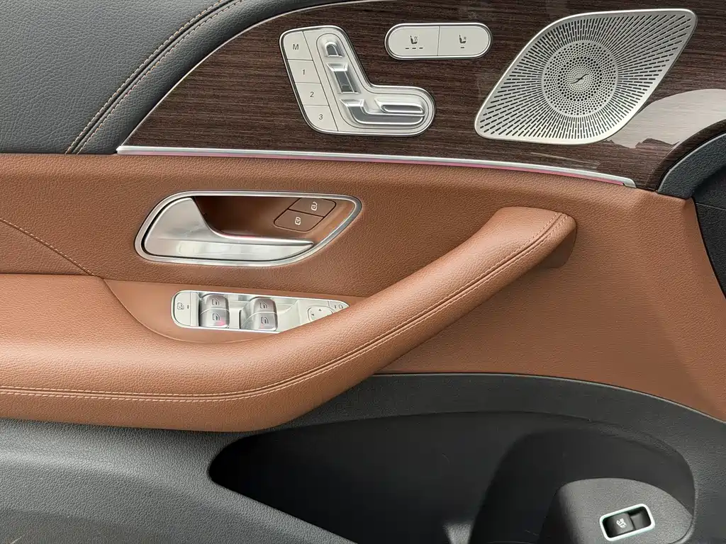 Mercedes-Benz GLE 2023 — фото 14