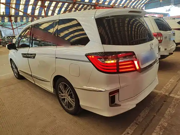 Honda Elysion 2021