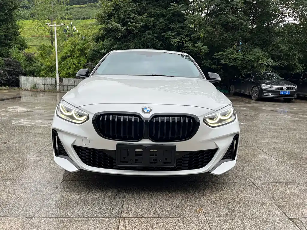 BMW 1 Series 2023
