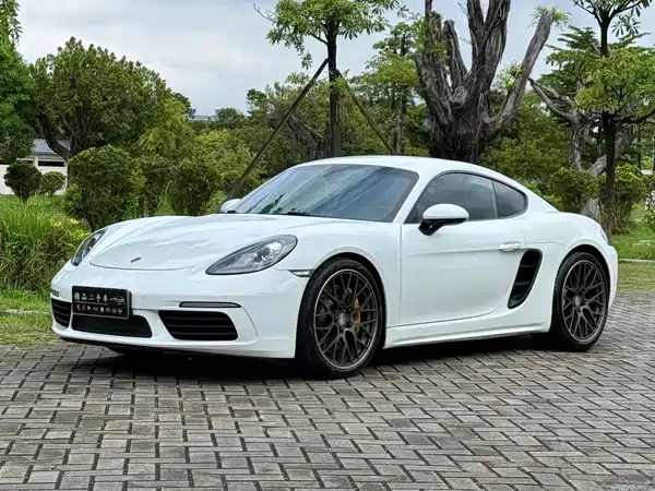 Porsche 718 2018