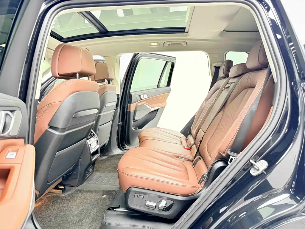 BMW X7 2020 — фото 11